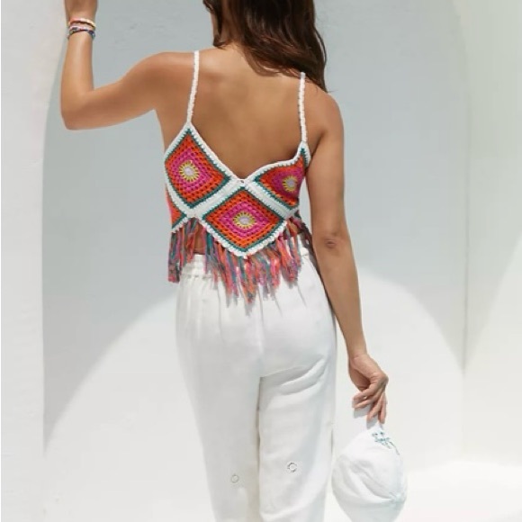 Self Contrast Happy Dixie Crochet Top - Picture 3 of 6